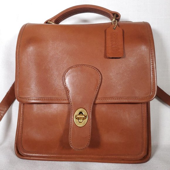 Vintage coach willis leather cognac flap messenger